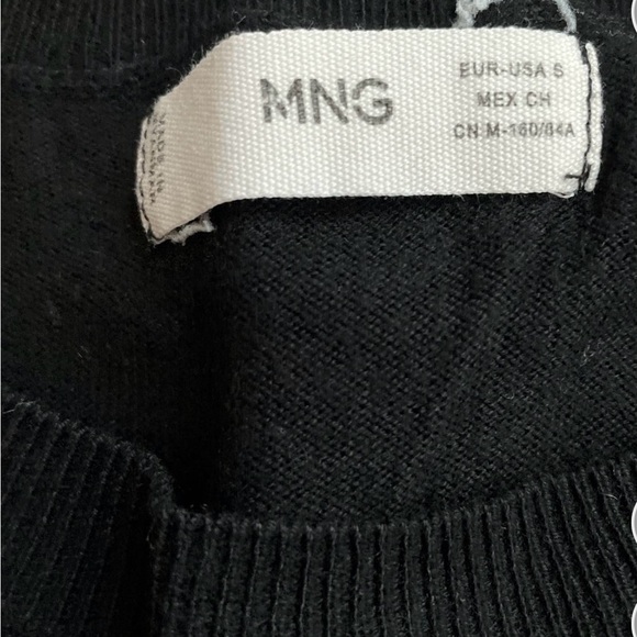 Bundle of cashmere lightweight sweaters - Picture 4 of 6